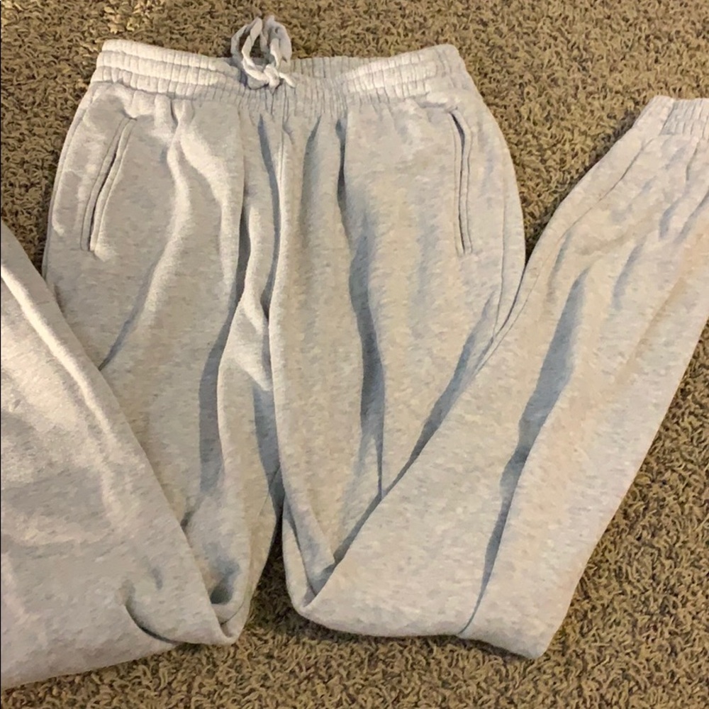 Brandy Melville joggers